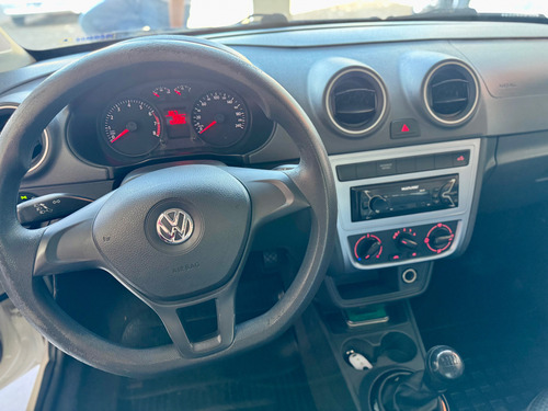 Volkswagen Saveiro 1.6 Robust Cab. Dupla Total Flex 2p