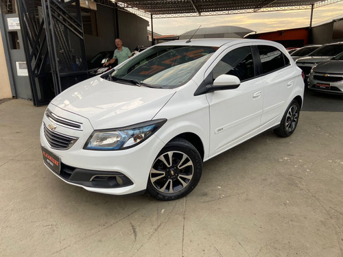 Chevrolet Onix ONIX HATCH LTZ 1.4 8V FlexPower 5p Mec.