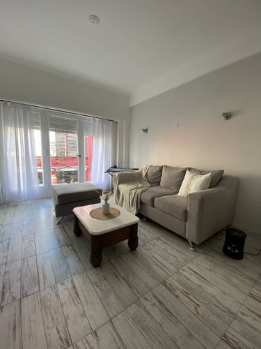 Imagen 1 de 17 de 3 Ambientes C/ Balcon A La Calle, Dependencia Y Patio Intern