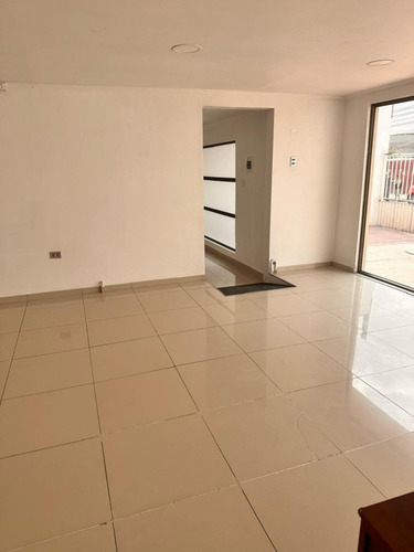 Se Arrienda Hermoso Local Comercial Ideal Para Centro Medico