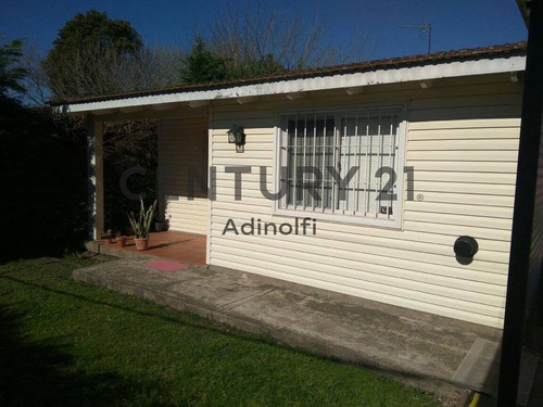 Imagen 3 de 12 de Calle 171 E/ 517 Y 518 - Casa En Venta - Melchor Romero