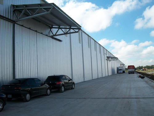 Depósito Nave  Industrial En Alquiler 8800 M2 En Parque Industrial Campana