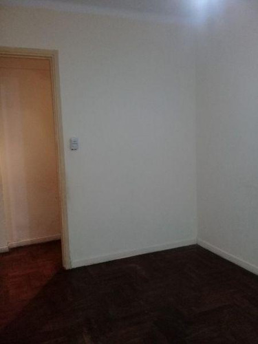 Belgrano: 3 Amb. 1er. Piso Por Escalera B. Encalada Y O´higgins