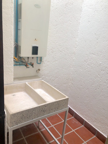 Imagen 14 de 29 de Rento En Cuernavaca Vista Hermosa Zona Dorada 2 Encantadoras Y Amplias Villas Estilo Mexicano Moderno Recien Remodeladas En Pequeño Y Exclusivo Conjunto Con Jacuzzi Privado Y Alberca Con Calf. Solar