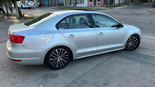 Volkswagen Vento 2.0 Sportline Tsi 200cv