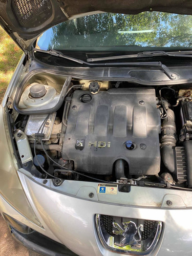 Peugeot 207 2010 2.0 Sedan Xt Hdi