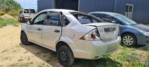 Ford Fiesta Año 2012 Chocado Por Partes Resto De Banco
