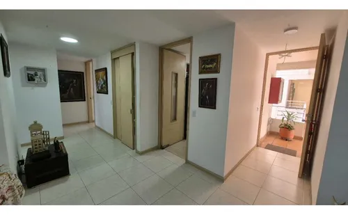 Venta Apartamento 82mt2 - La Flora 2 Pc/a -parqueadero Cubierto