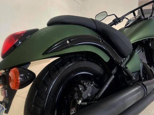 Kawasaki Vulcan 900 Custom