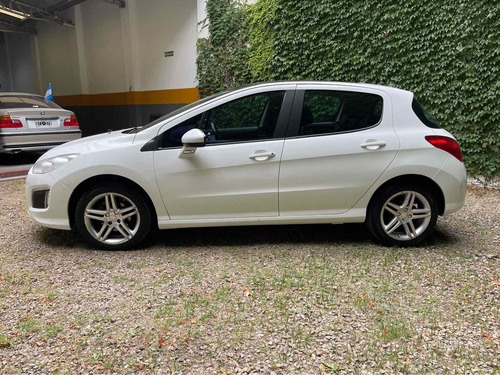 Imagen 5 de 19 de Peugeot 308 2012 2.0 Feline 143cv Tiptronic