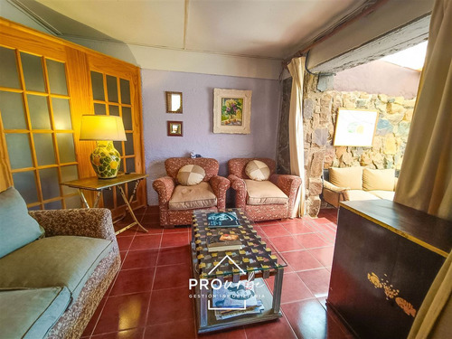 Turístico En Venta Los Molles, La Ligua, 5 Cabañas Y Más.