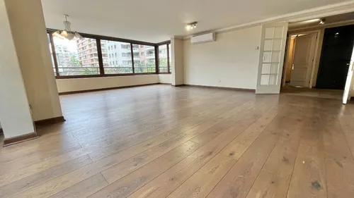 Renovado Grandes Ventanales / Sin Terraza