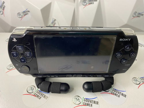 Psp Slim 2000 Negro + Memoria 64gb + Juegos Y 1 Juego Fisico Negro (Usado)