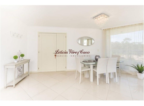 Imagen 7 de 22 de Venta De Apartamento En Roosevelt, 3 Dormitorios Mas Servicio
