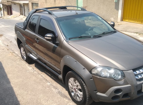 Imagem 4 de 6 de Fiat Strada 2011 1.8 16v Adventure Cab. Dupla Flex 2p