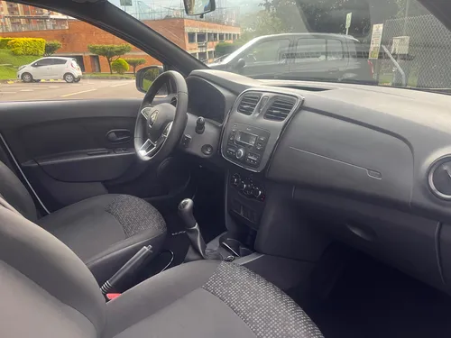 Renault Logan 1.6 Life