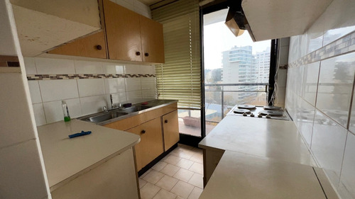 Cómodo Depto. En Av. Libertad, Amoblado G/c Incluidos