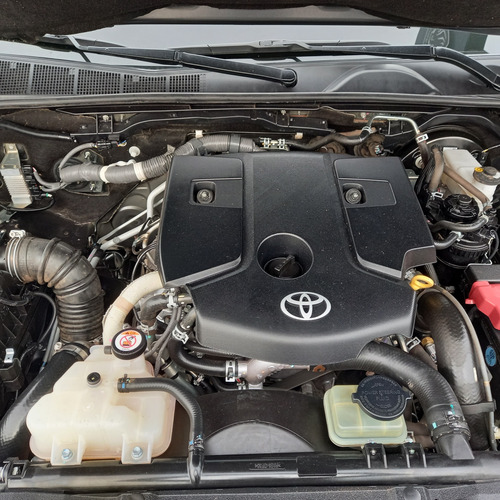 Toyota Hilux 2.8 Cd Srx 177cv 4x4