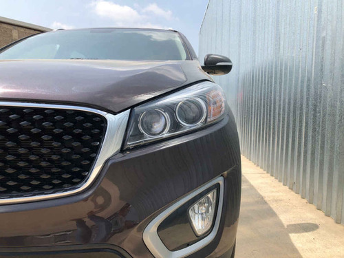 Imagen 13 de 15 de Kia Sorento 2016 3.3 V6 Ex Pack Piel 7 Pasajeros Awd At