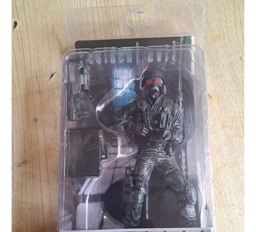 Figura Hunk Resident Evil (Usado)