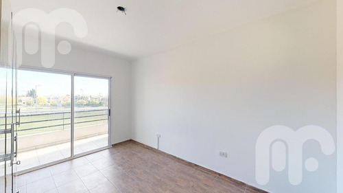 Imagen 13 de 18 de Venta Departamento En Tolosa
