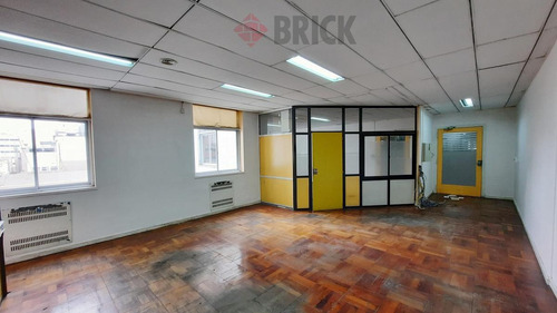 Oficina 10 Ambientes (dividida En 2 C/entr Indep) En Mitre Al 600 - 250 M2 - Centro