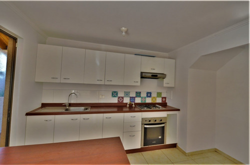 Imagen 7 de 13 de Casa En Condominio Con Portón En Estancia Liray