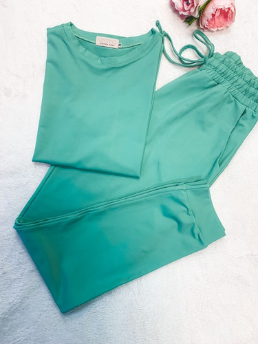 Conjunto Scrubs