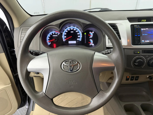 Toyota Fortuner 2.7L 4X4 At