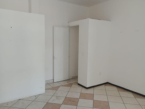 Local Comercial En Renta En Col Las Reynas