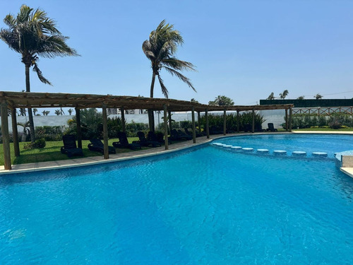 Departamento Vanguardista Amueblado Y Equipado Con Increible Club De Playa Pivado Y Parque Con Canchas Deportivas