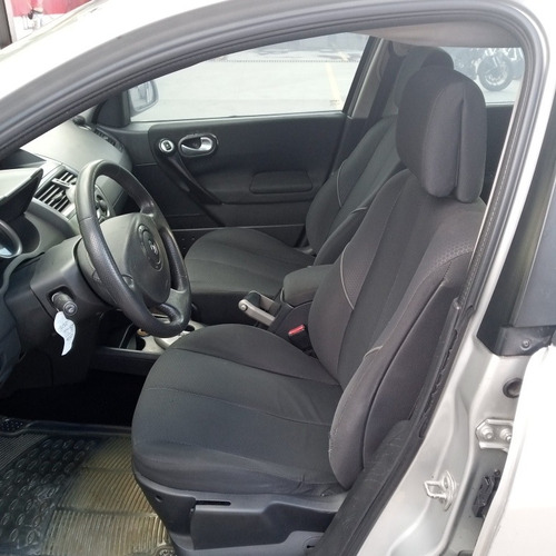 Imagen 10 de 12 de Renault Megane 2.0