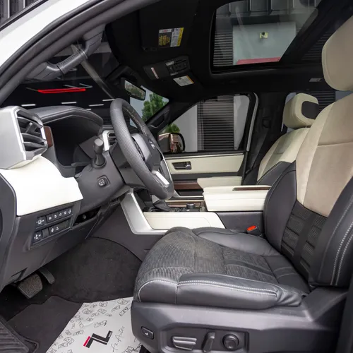 Toyota Sequoia Capstone 3.4 B2+ 2024