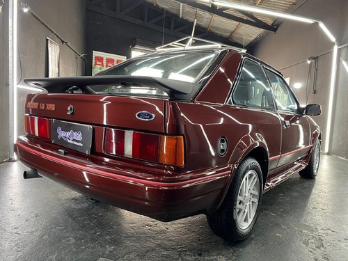 Imagem 9 de 15 de Ford Escort Xr3 1.8 Com Ar Condicionado Maravilhoso
