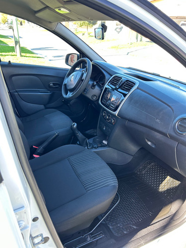Renault Logan 1.6 Authentique 8v