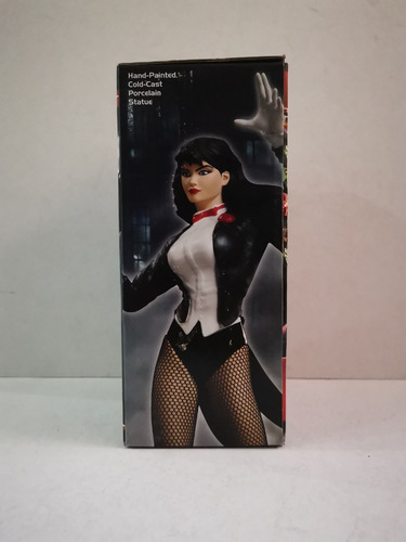 Dc Direct Estatua Online Dc Universe Zatanna (Usado)
