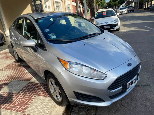 Ford Fiesta Kinetic Design 1.6 Sedan S Plus 2014 Con Gnc