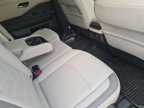 Nissan Pathfinder 3.5 Platinum At