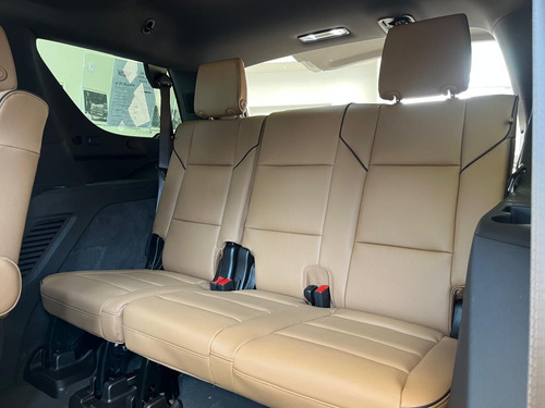 Cadillac Escalade 6.2 SUV Premium Luxury At