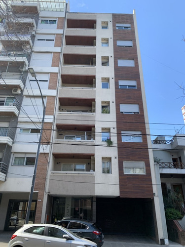 Dpto 2 Amb. 1º Piso Contrafrente Con Cochera Cub. Y Patio De 50m2 Excelente Zona Y Propiedad
