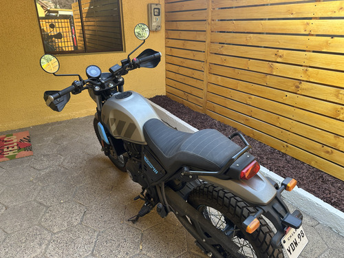 Royal Enfield Scram 411 - Semi Nueva