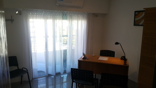 Imagen 4 de 12 de Alquiler Oficinas Y Consultorios Por Módulo / Hora, Morón Centro. Nuevo !!