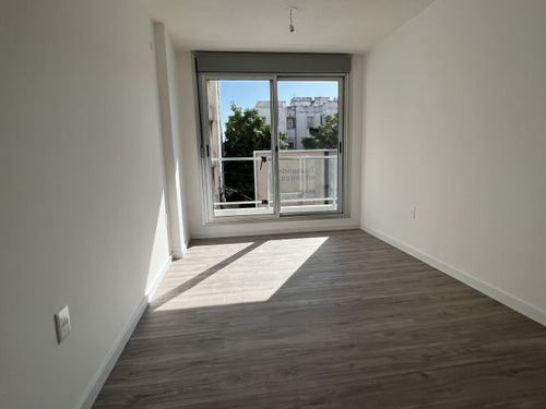 Imagen 2 de 12 de Venta De Monoambiente En Level 2, Cordón