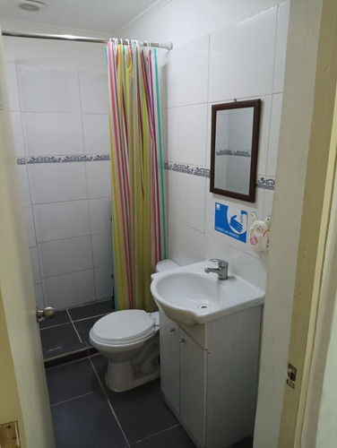 Arriendo Casa Remodelada 3 Dormitorios, 2 Baños, Patio