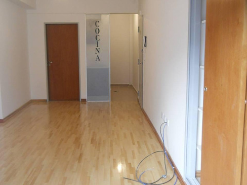 Imagen 4 de 12 de Bauness 2000 1 B Urquiza R Frente Con Balcon 9 Años Apto Profesional X Reglamento Excelente Dto Edificio Y Ubicacion-
