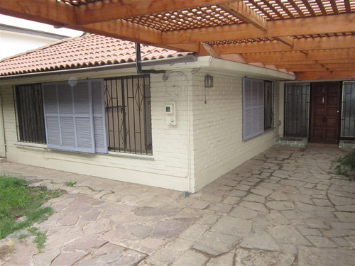 Excelente Casa En Venta De 4 Dorm. En Sector Alto Las Condes