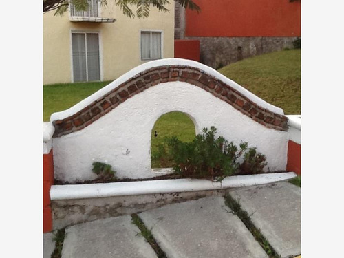 Imagen 3 de 12 de Casa Sola En Venta Tzompantle Norte