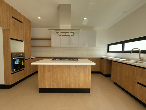 Casa Green: Una Joya Oculta En Zibatá E1