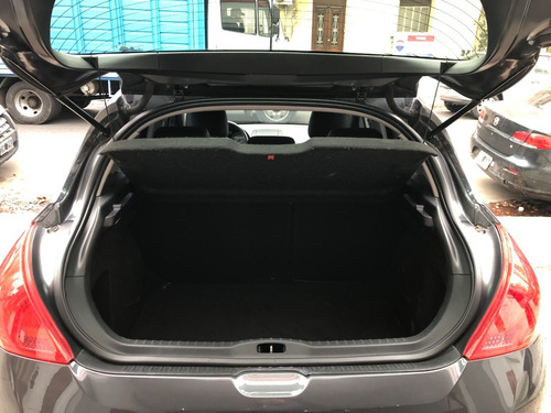 Imagen 13 de 15 de Peugeot 308 Sport At