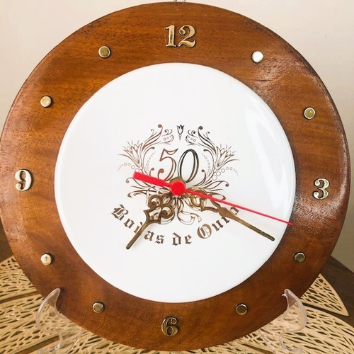 Imagem 3 de 3 de Relógio Rústico Bodas De Ouro 50 Anos De Casamento 23cm